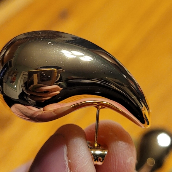 Tear Drop Earrings - Picture 6 of 6